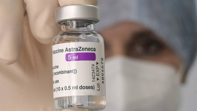 AstraZeneca, Procura indaga su effetti collaterali