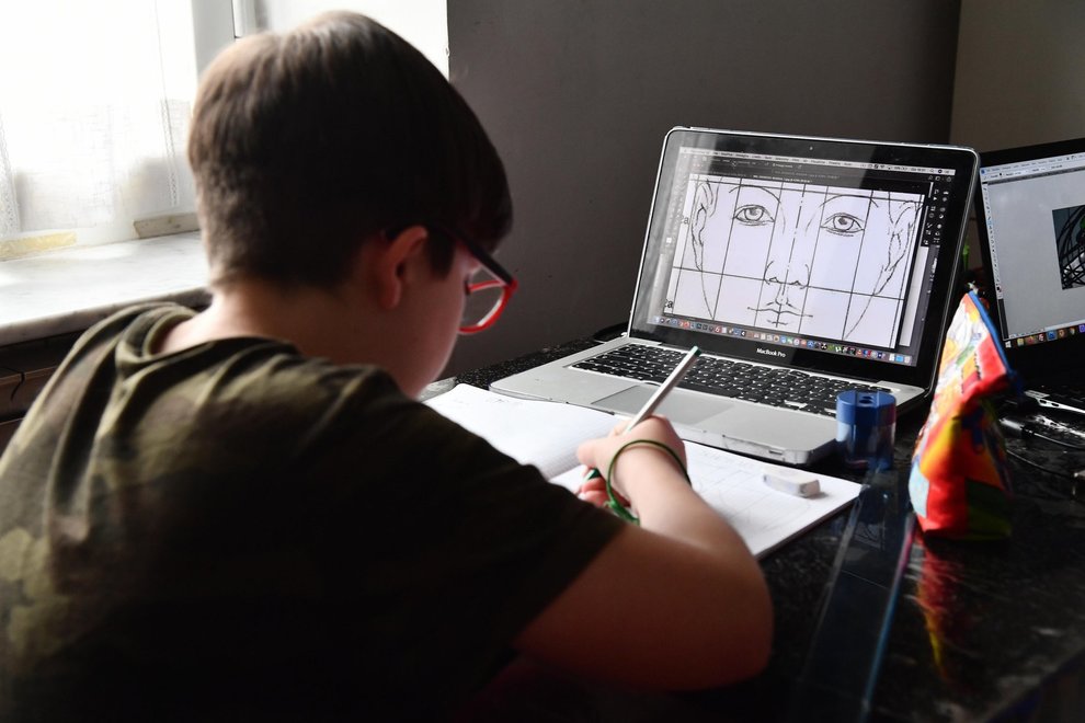 Disturbo delle lezione in Dad: denunciato studente