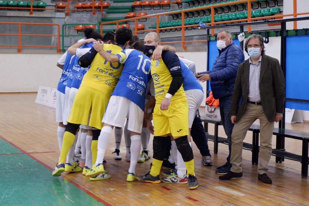 CALCIO A 5 – Siac Messina sfida la Gear nella tana di Piazza Armerina