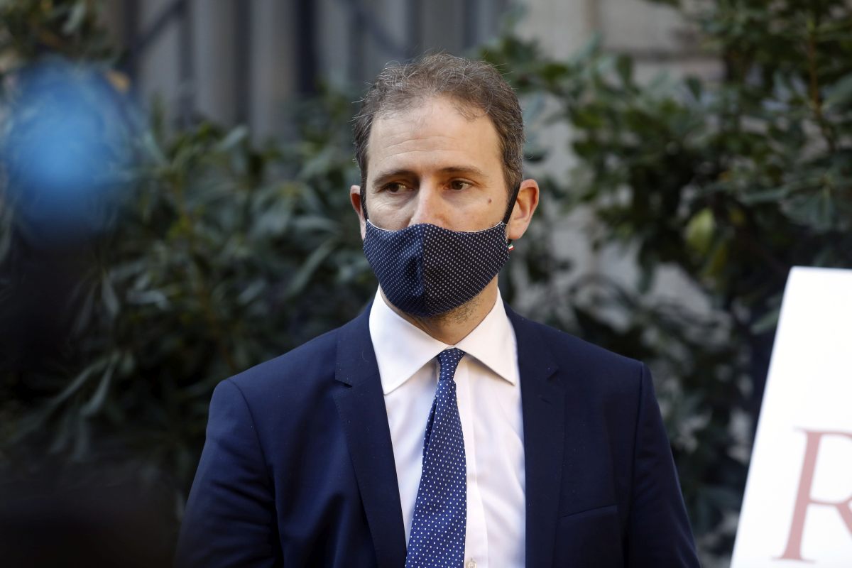 Le strade del M5S e dell’Associazione Rousseau si separano