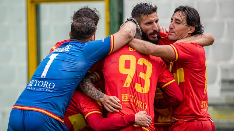 CALCIO SERIE D – Fc Messina cerca la vittoria nella trasferta di Roccella