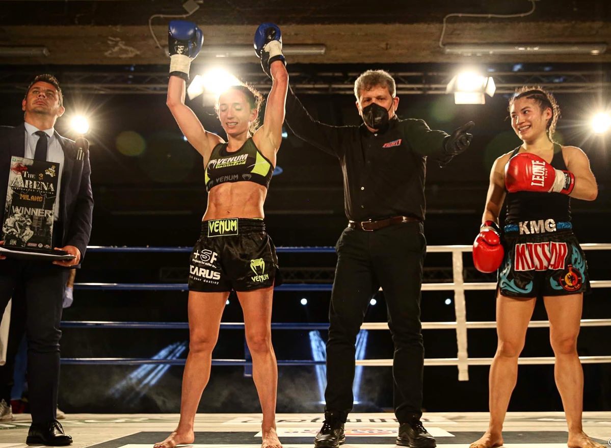 KICKBOXING – La fighter Gloria Peritore campionessa nello sport e nel sociale