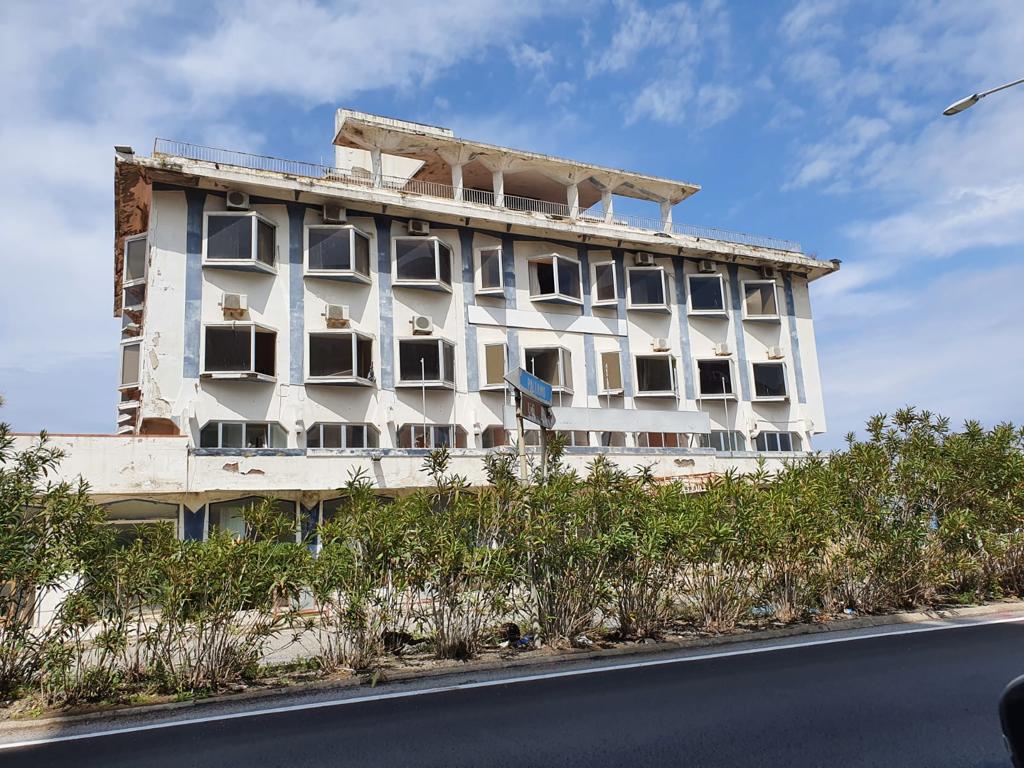 Un consiglio per la riqualificazione del Lido di Mortelle, la richiesta di Carbone e altri consiglieri