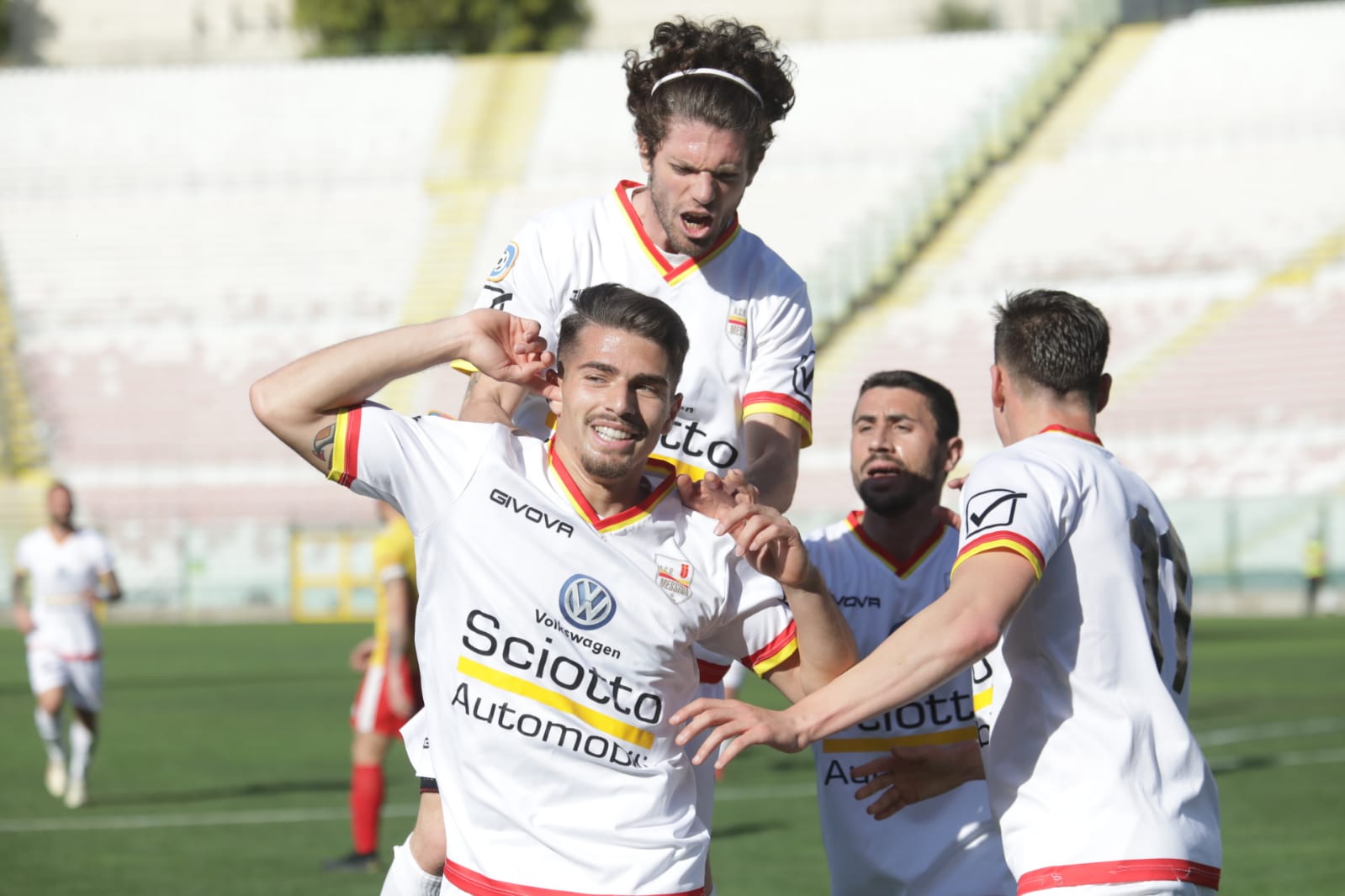 CALCIO SERIE D – Acr Messina ospita S. Maria Cilento. Fc Messina va a Rotonda