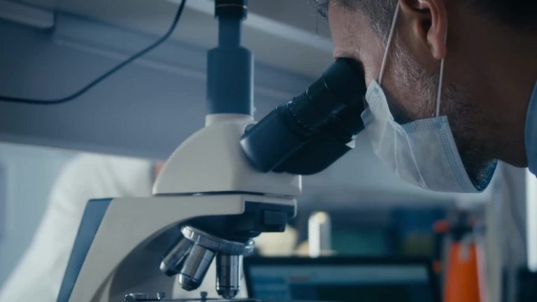 Covid, data mining per il rischio della forma grave