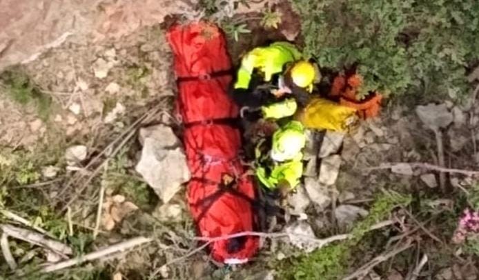 Precipita in una scarpata col Bobcat, morto sul colpo