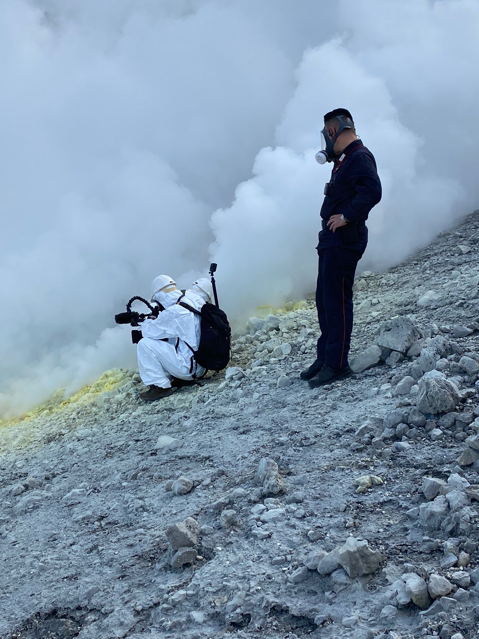 Vulcano, Musumeci riunisce il comitato per l’emissione di gas