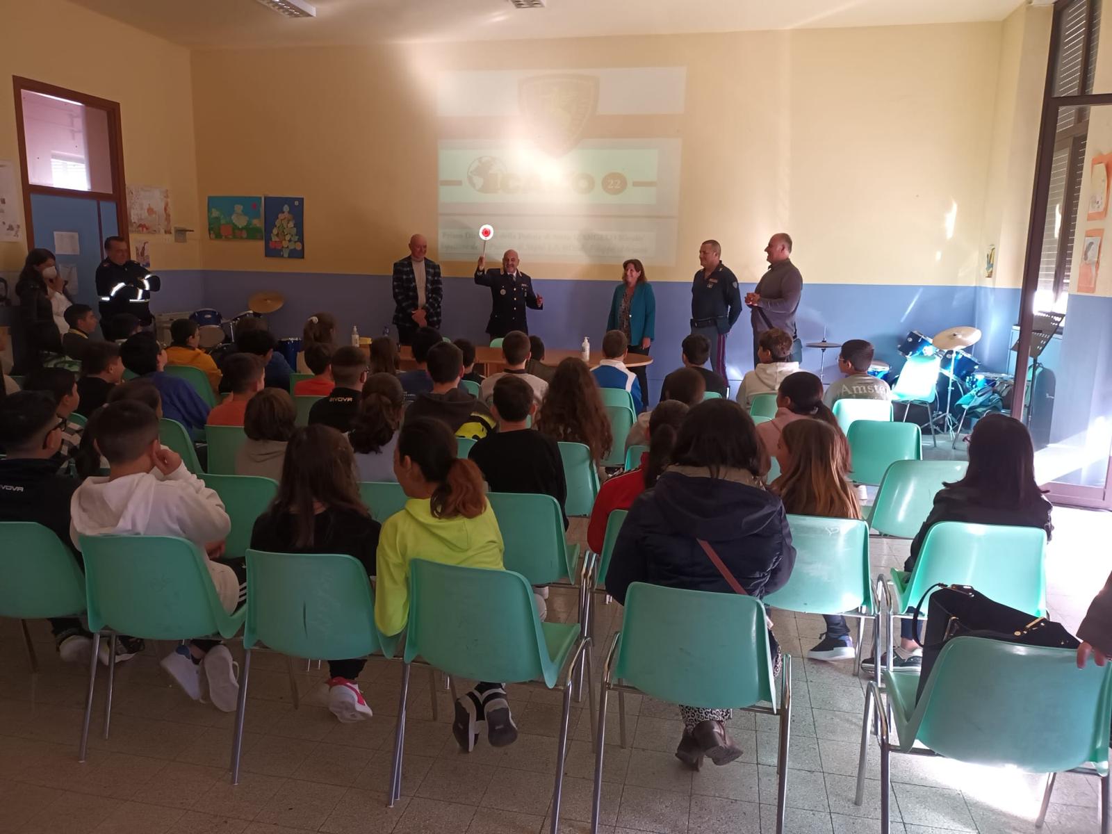 Foscolo e Polizia per la sicurezza stradale