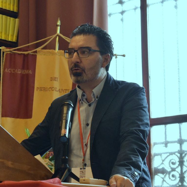 Siracusano (Art.1): “De Luca sostiene Galvagno con la banda bassotti”