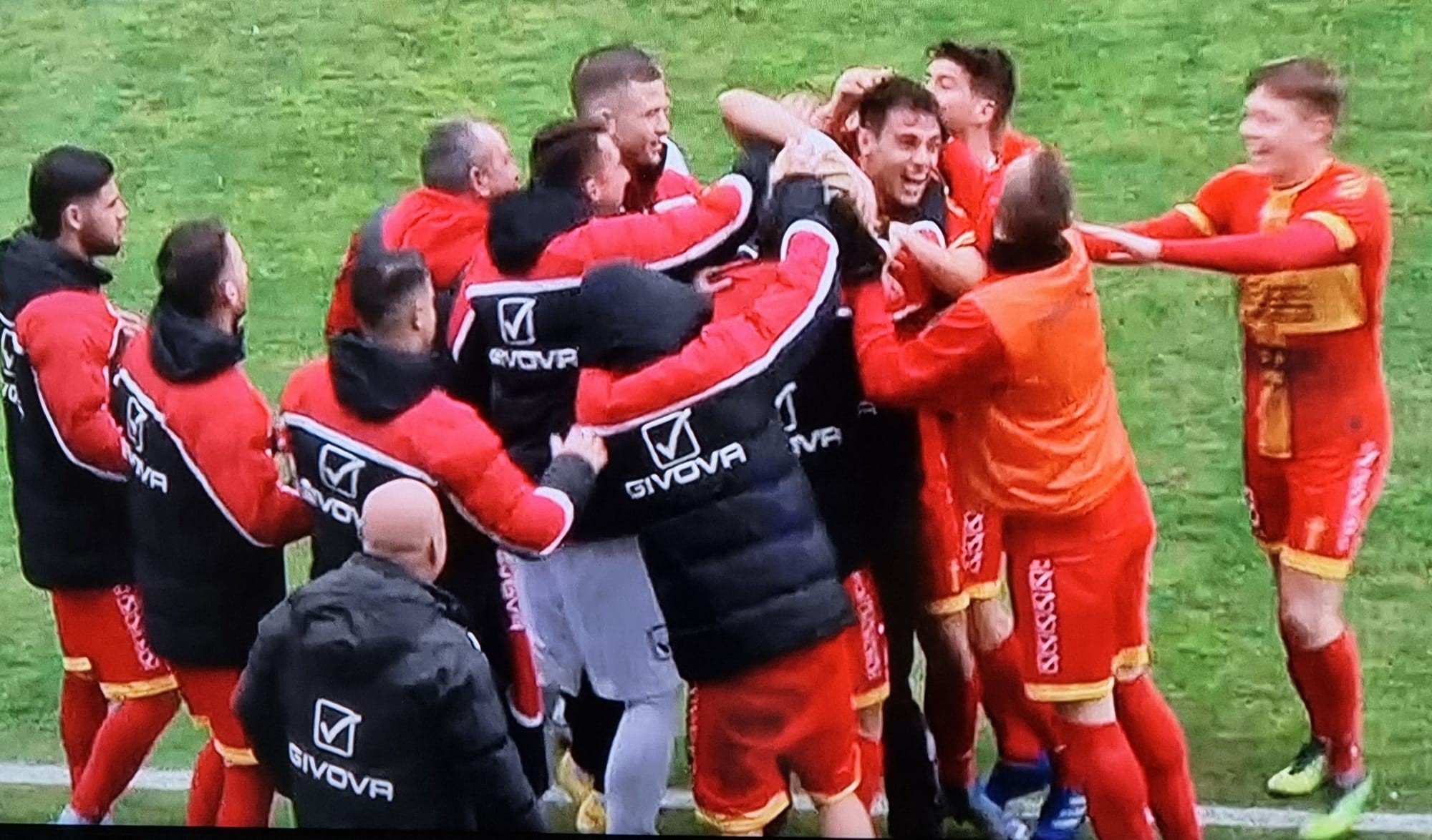 Messina espugna Latina, si torna a vincere