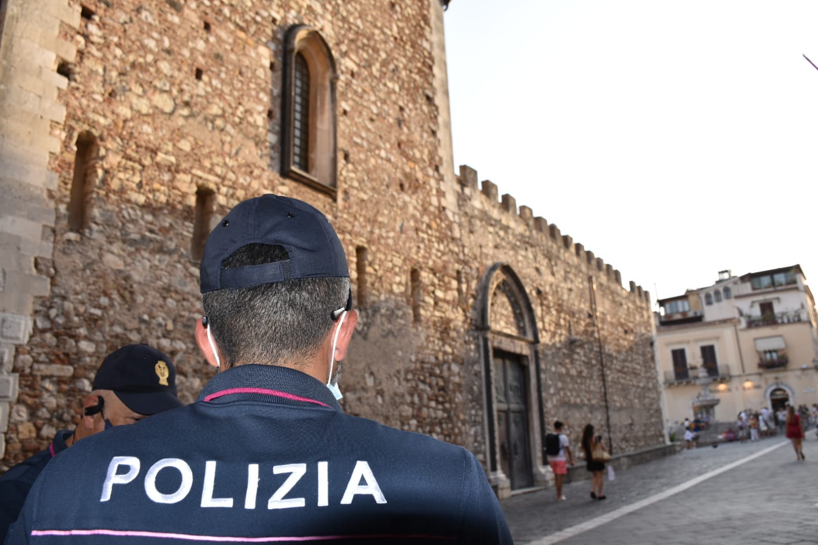 Scovata cellula di spacciatori in pieno centro: 5 misure cautelari