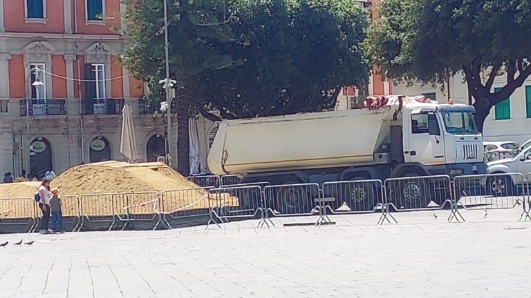 Mondiali Beach Volley, in allestimento i campetti al Duomo