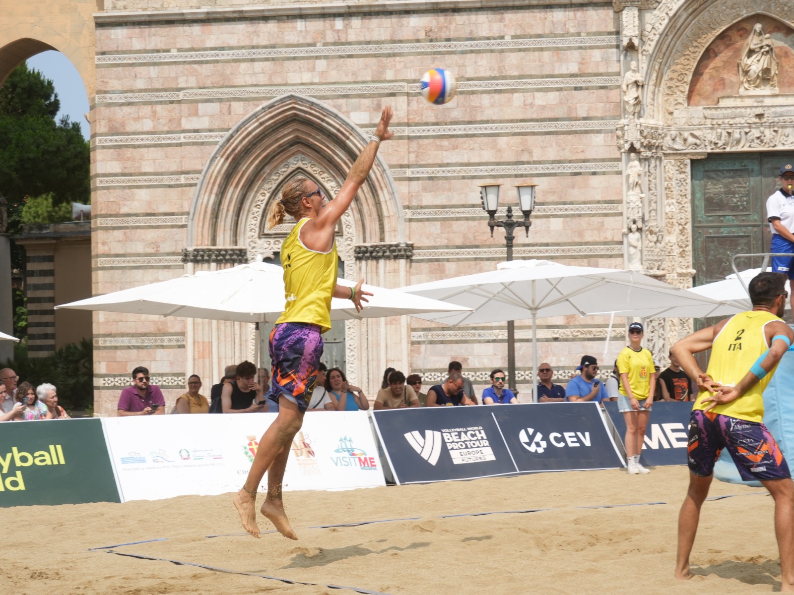 Entusiasmo per il beach volley a Messina. GALLERY