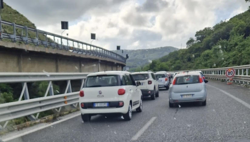 Lavori sulla tangenziale: traffico in tilt
