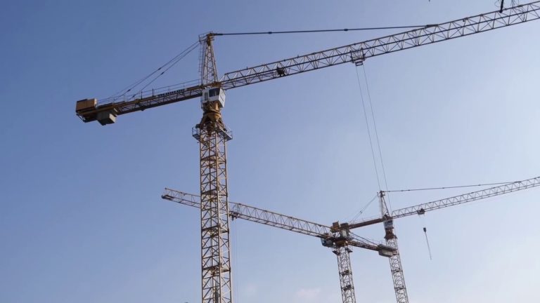 De Vardo (Feneal Uil): “Edilizia siciliana, troppi annunci per nulla: infrastrutture ferme, sviluppo bloccato ed emergenza sicurezza”