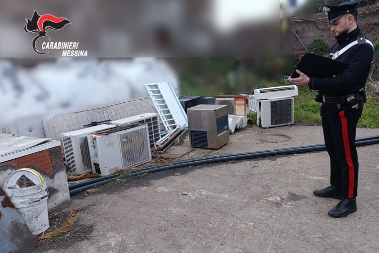 Discarica abusiva a Stromboli, presenti anche lastre di Eternit