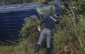 Incidente in autostrada: due feriti
