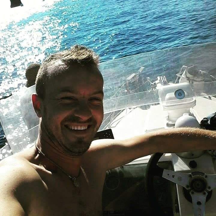 Il cadavere alle Eolie ha un nome