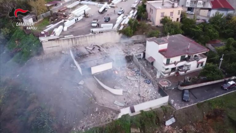 Esplosione fabbrica di fuochi d’artificio Ercolano, 2 misure cautelari
