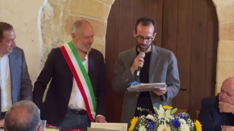 A Claudio Cerasa la cittadinanza onoraria di Giuliana nel Palermitano
