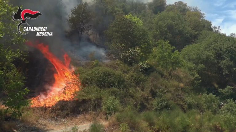 Aveva provocato un incendio nel messinese, arrestato 59enne