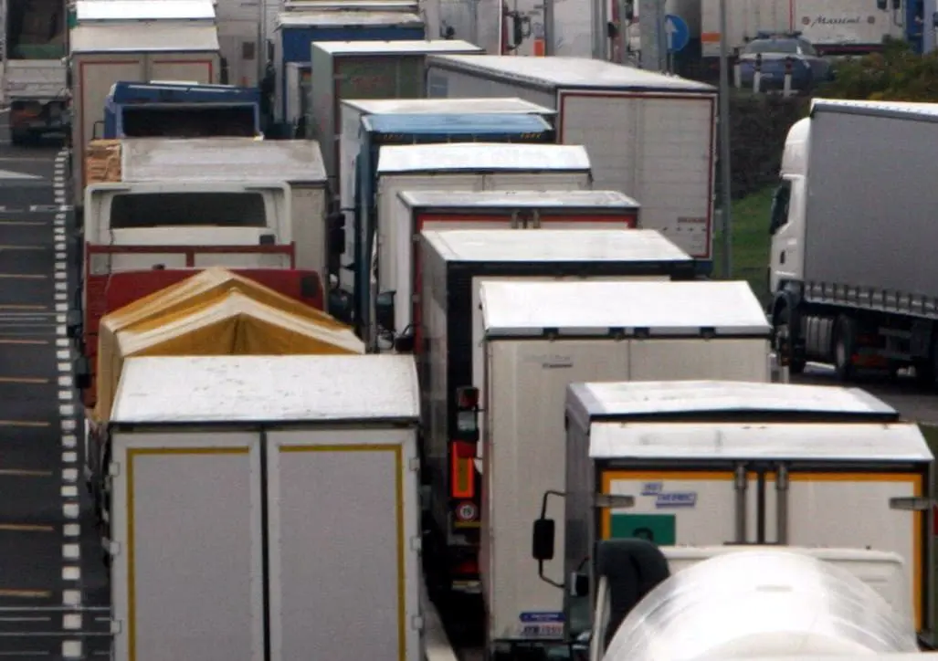 Caro carburanti, il Comitato Autotrasportatori siciliani annuncia il fermo del settore dal 16 al 20 ottobre