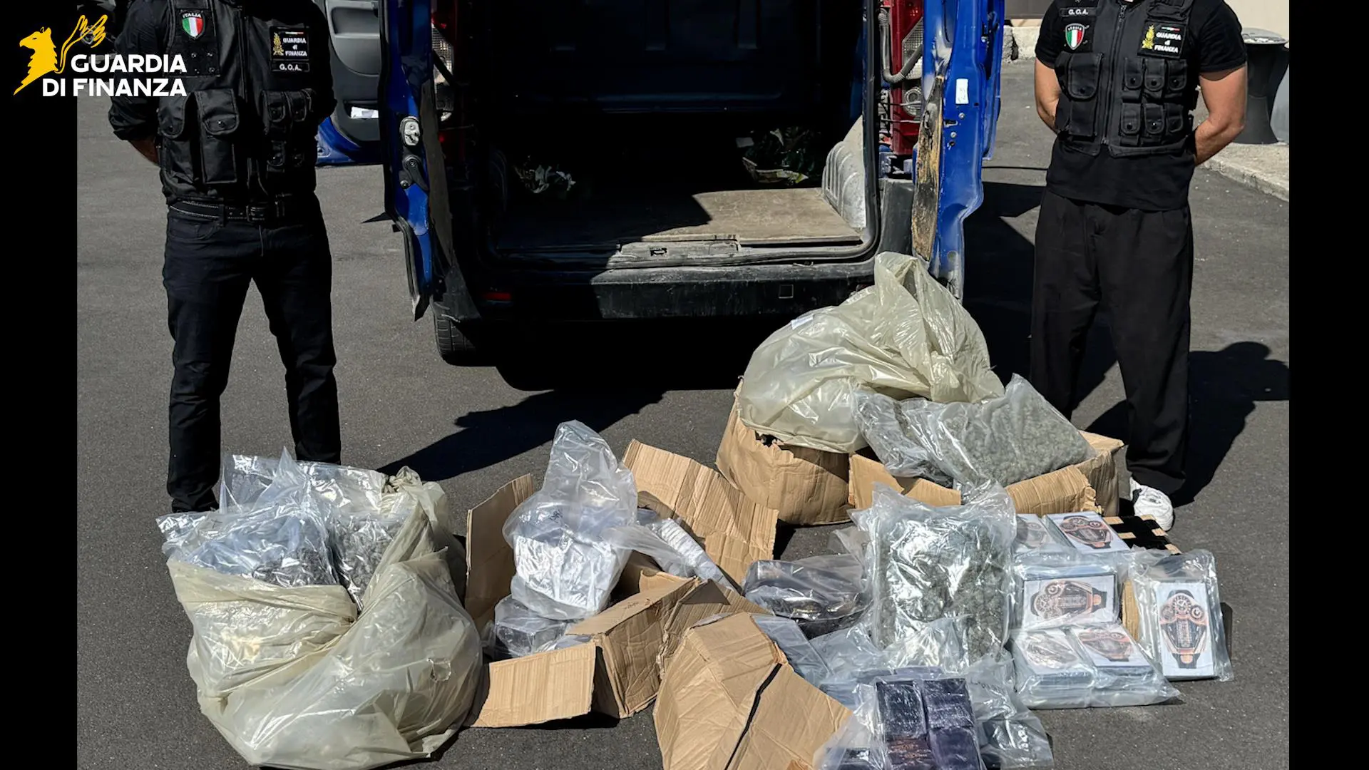 Catania, maxi sequestro di oltre 210kg di stupefacenti: tre arresti