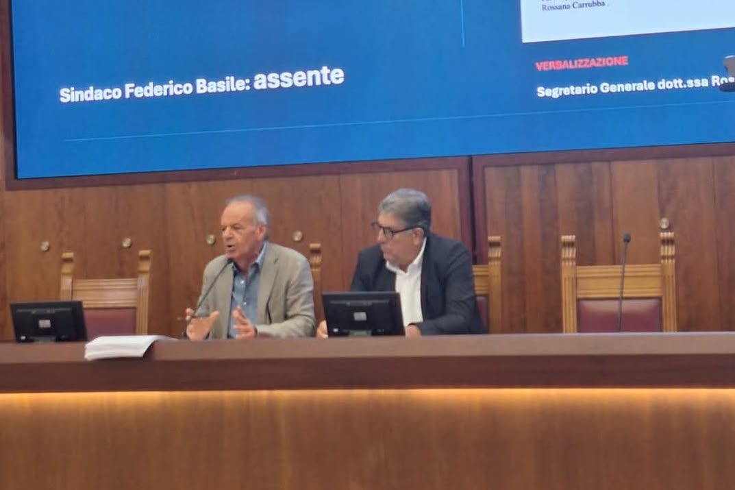 Affondo di Scurria: “Danno erariale e carte in Procura”