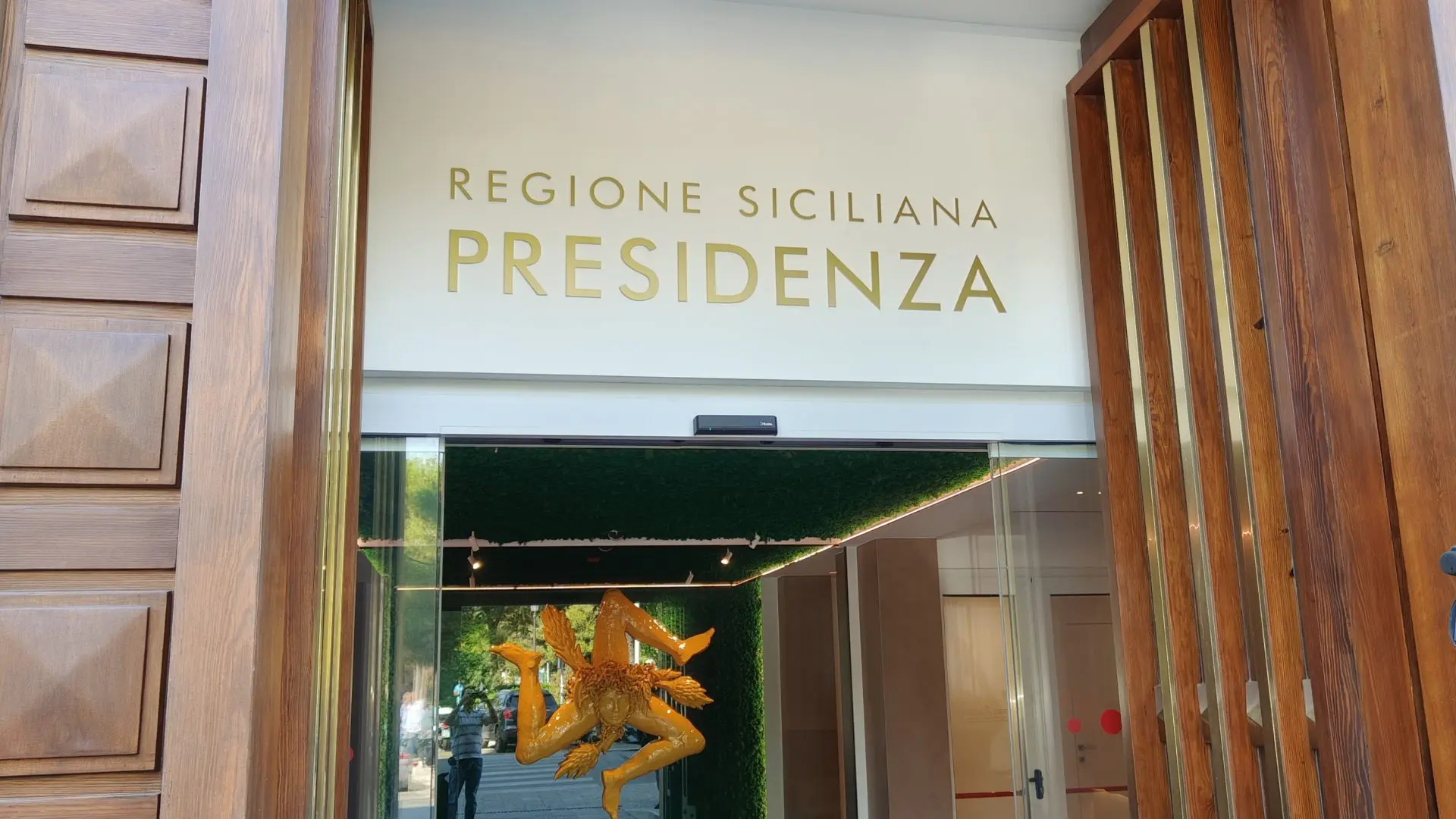 In corso la riunione della giunta Schifani, tramonta l’ipotesi di dimissioni immediate