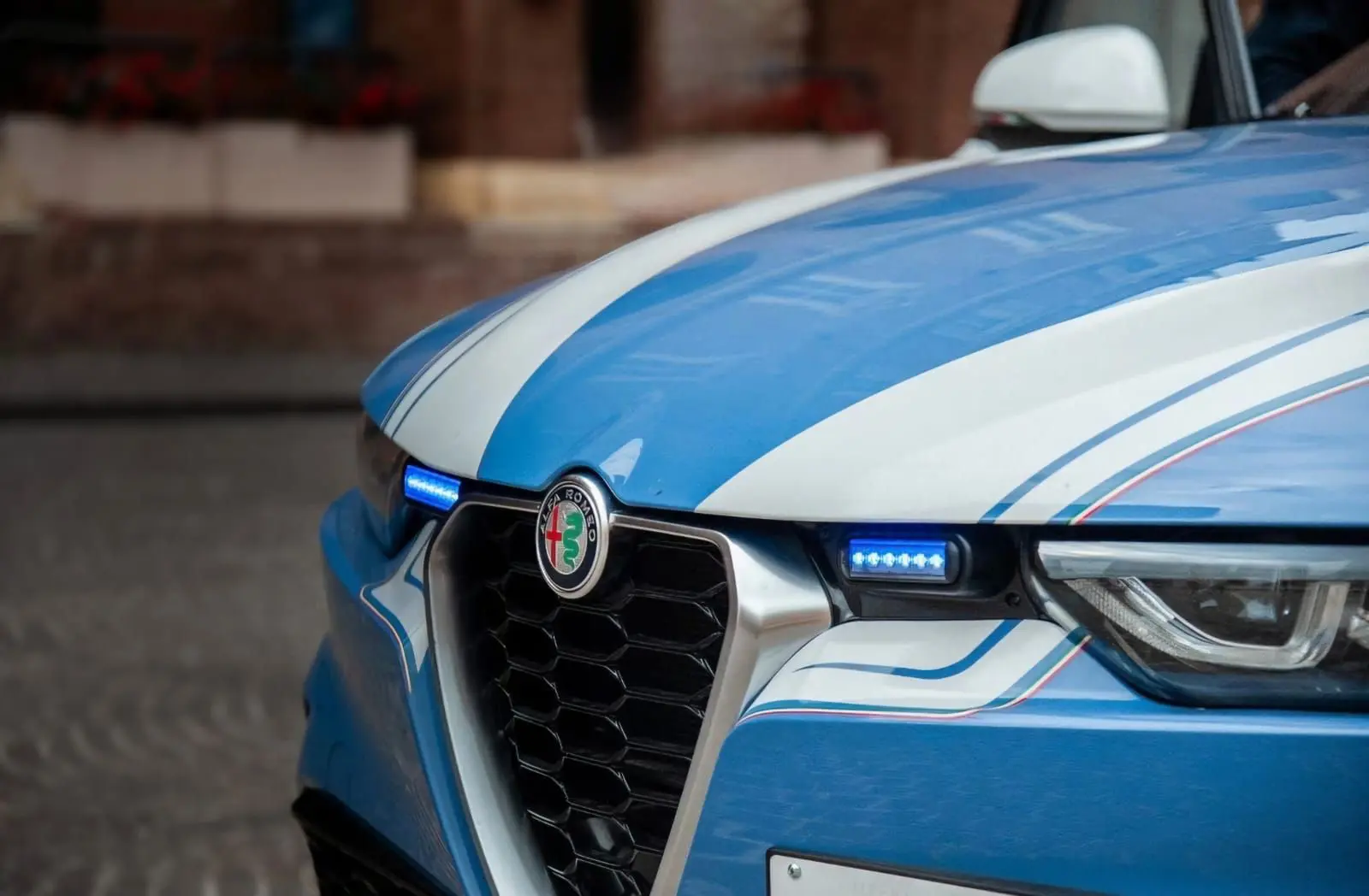 Morto negli uffici della Polizia a Catania, indagati due poliziotti